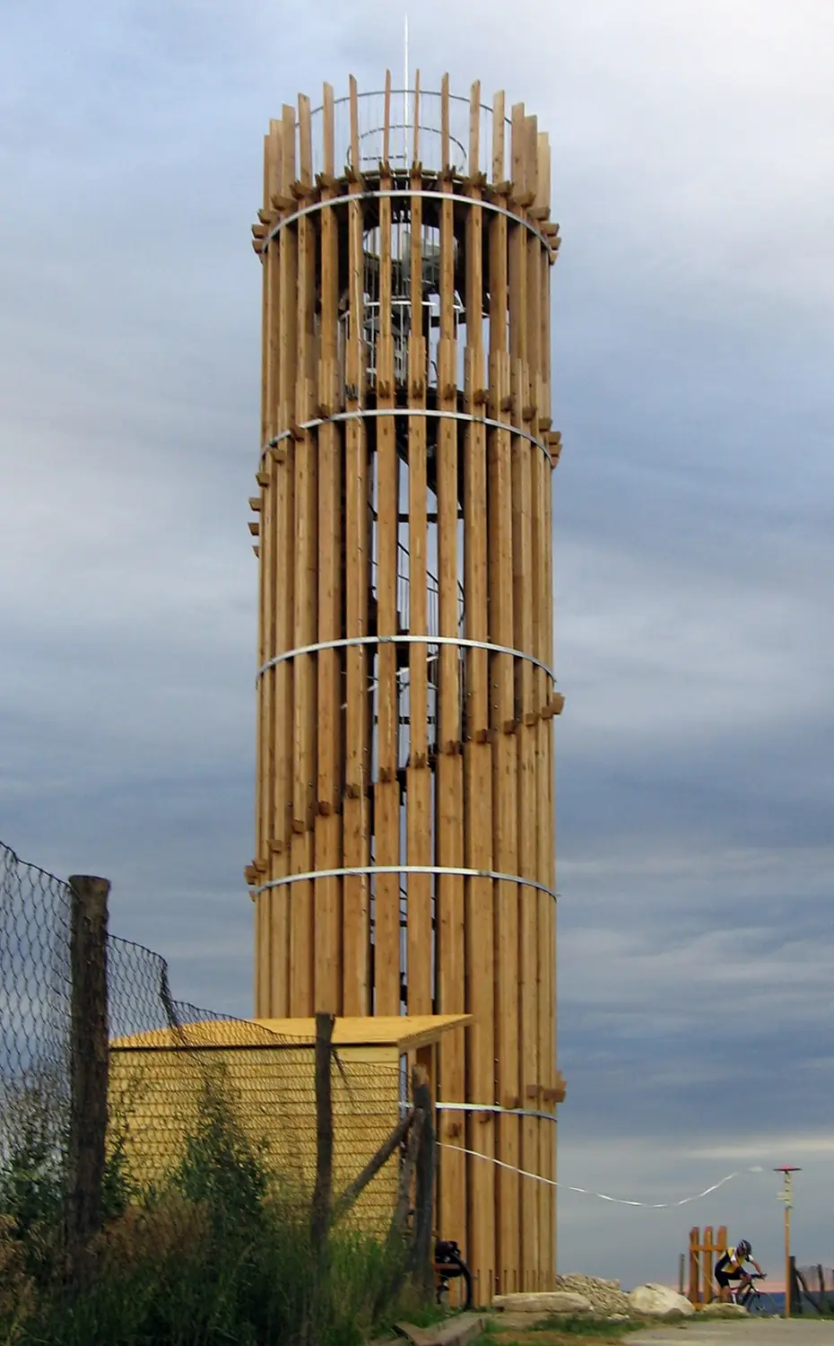 Akátová věž červenec 2009