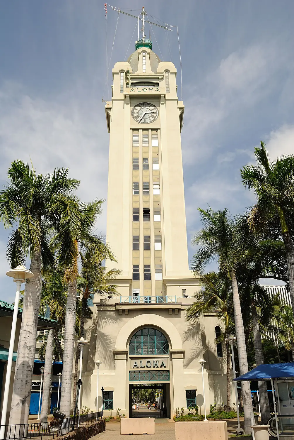 Aloha Tower (5651869378)