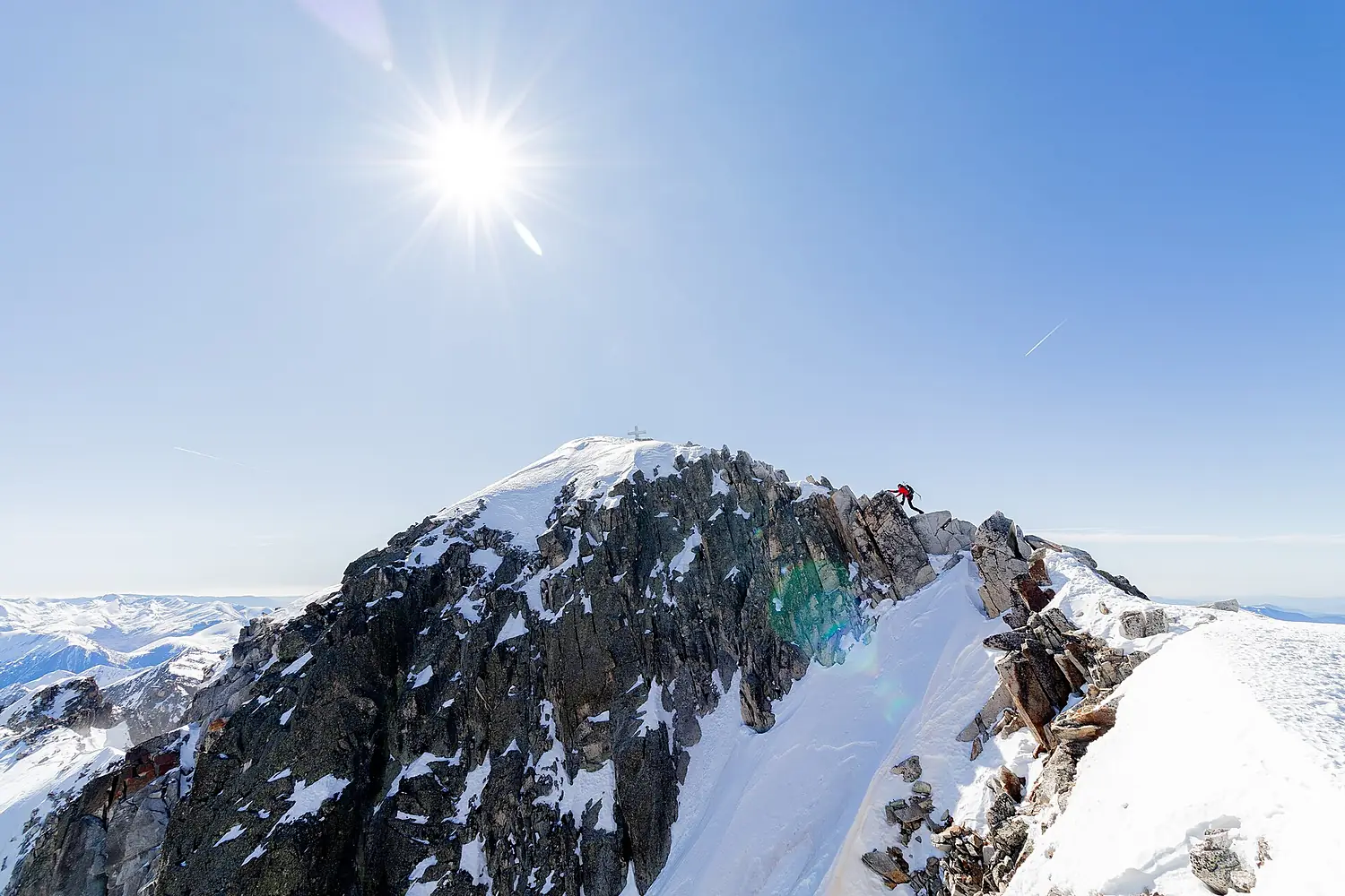 Alpinista cruzando el Paso de Mahoma