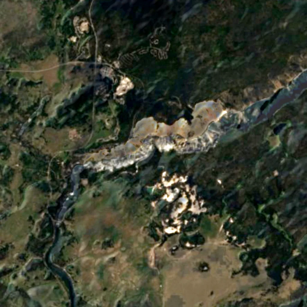 Artist Point Overlook seen from above (Sentinel-2)