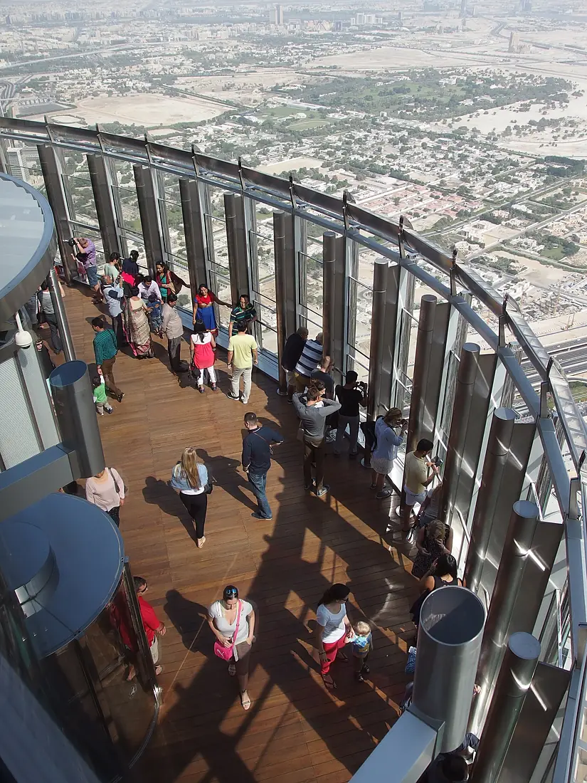 124th floor @ At the Top SKY @ Burj Khalifa @ Dubai (15697909208)
