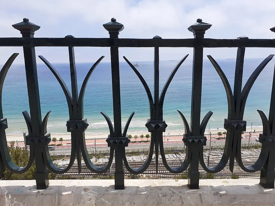 Balcó del Mediterrani 01
