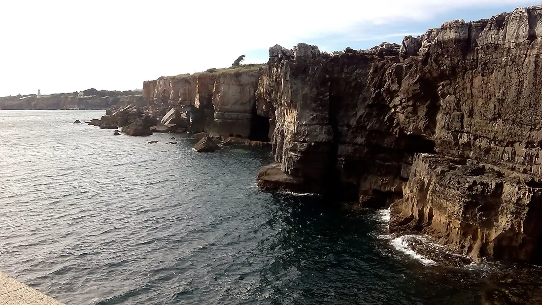 Boca del Infierno. Cascais (Portugal). (27186458080)