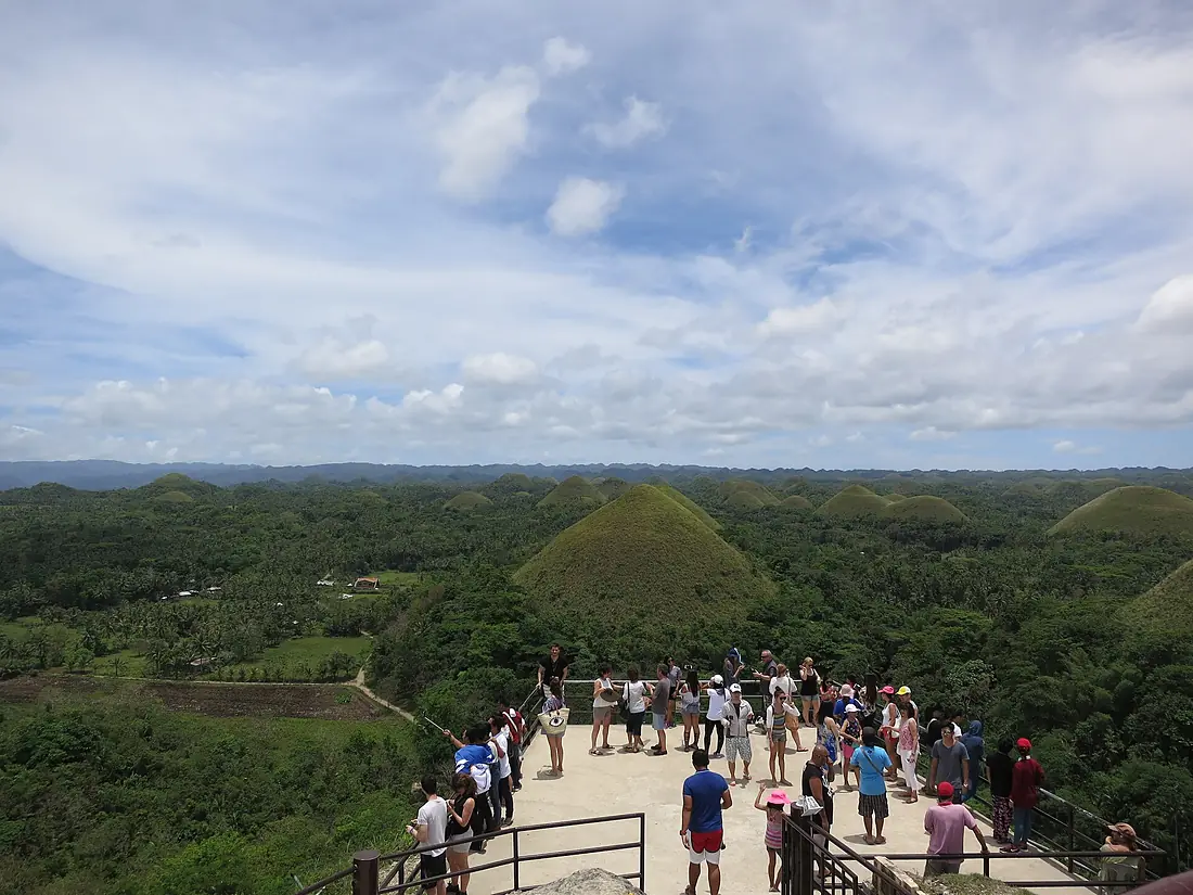 Chocolate Hills and tourists