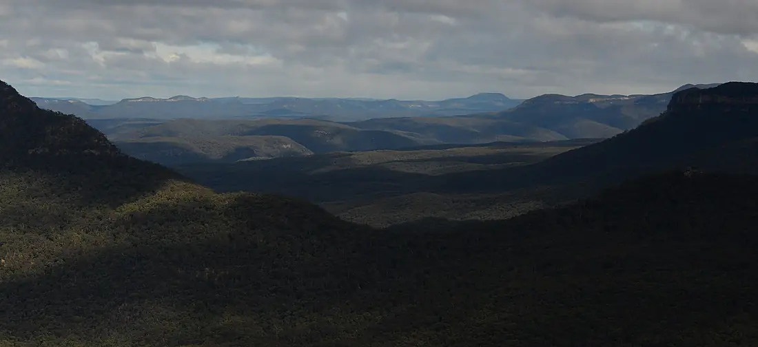 (1)Jamison Valley view