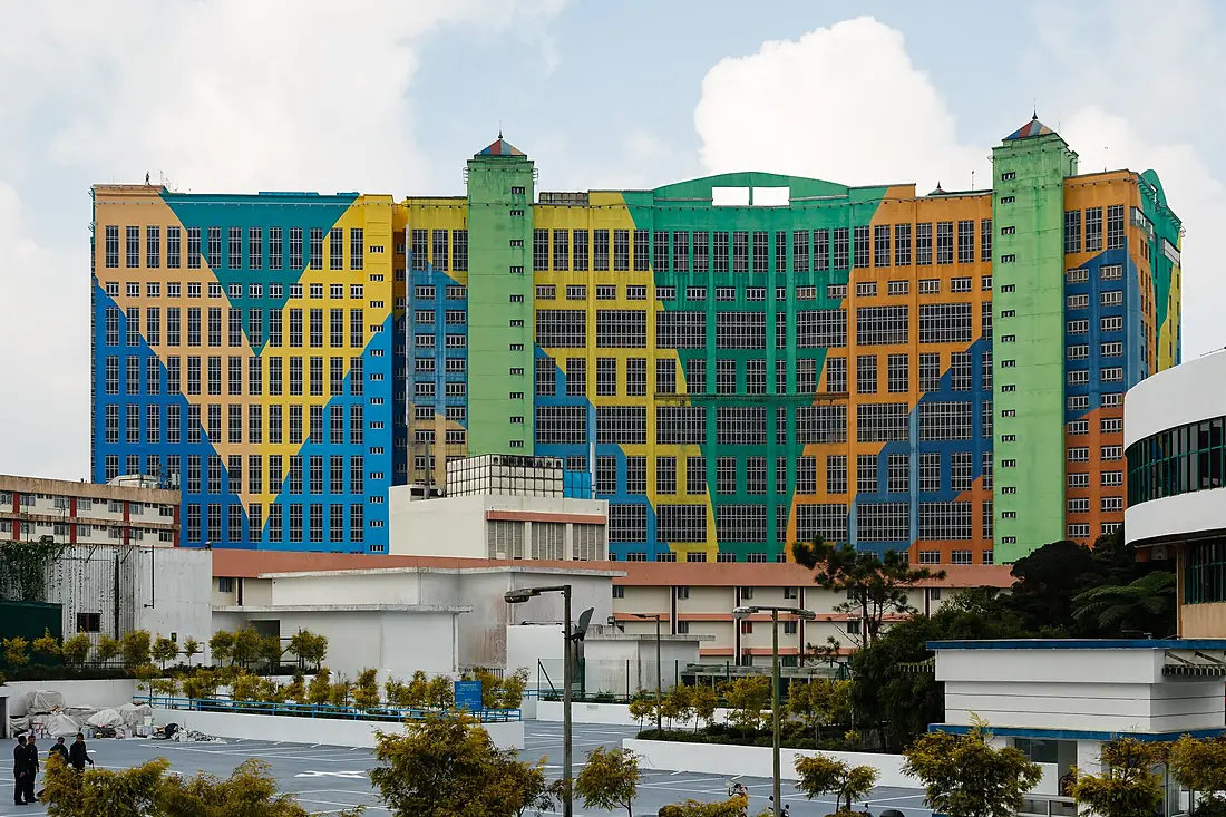 Genting-Highlands Malaysia First-World-Hotel-01