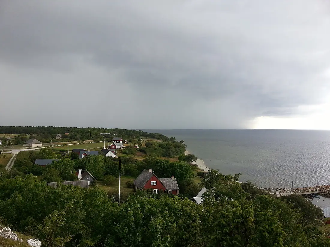 Hallshuk 2013 - rain clouds