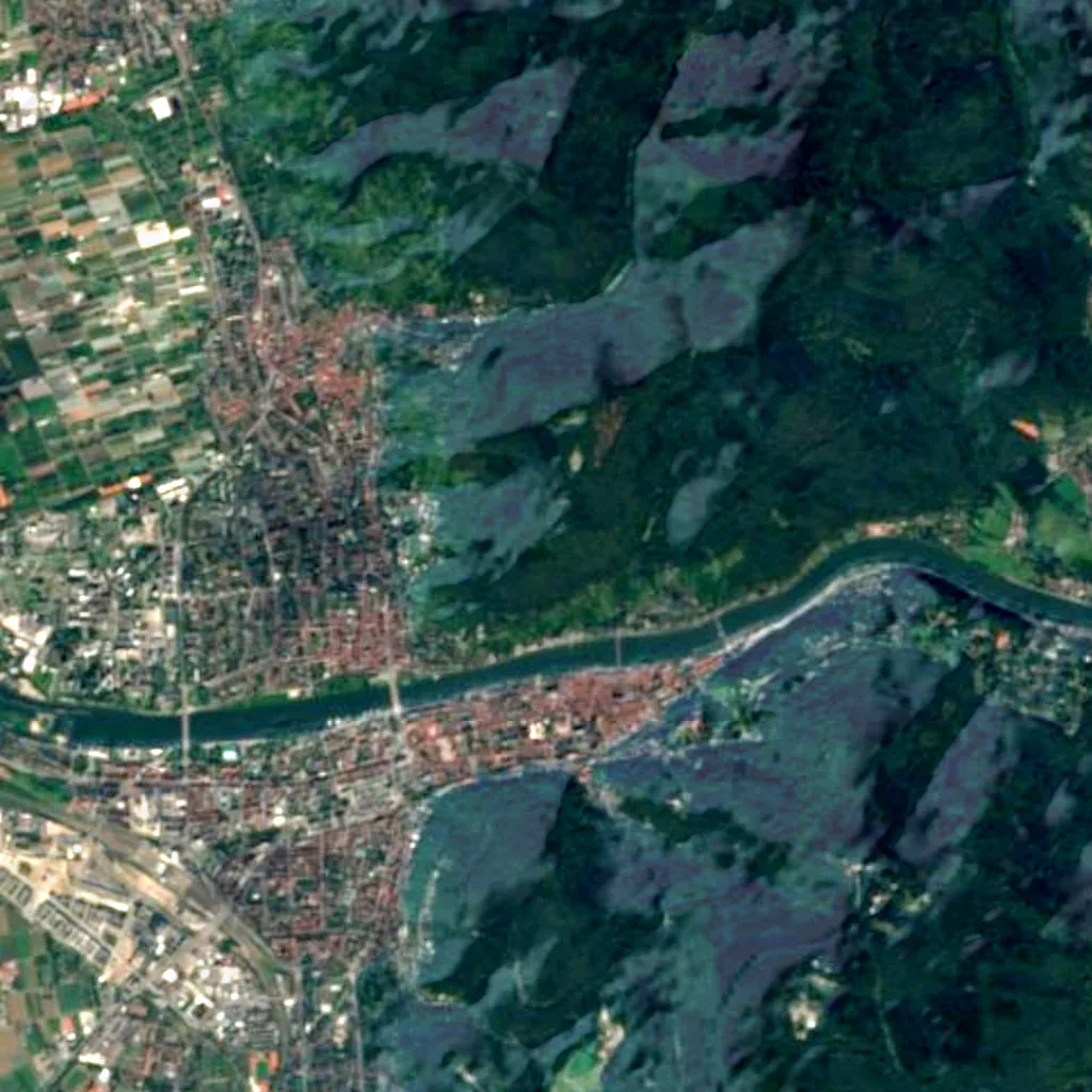 Heiligenbergturm seen from above (Sentinel-2)
