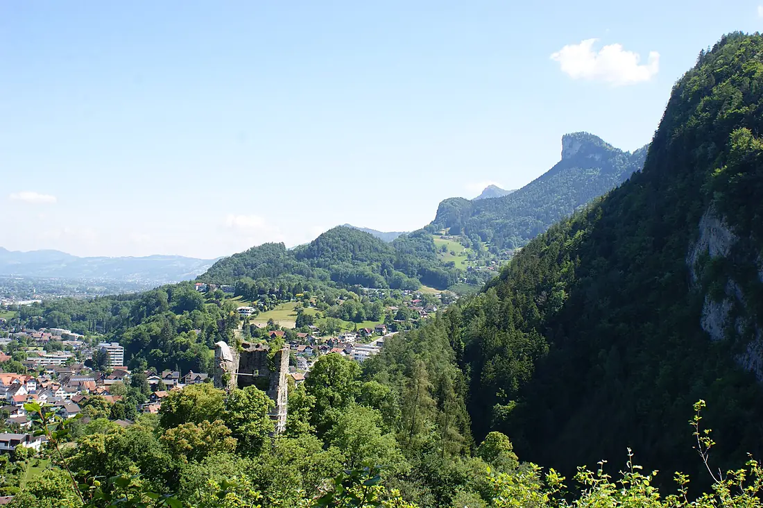 Goetzis-Lower Alpine Rhine Valley-Kapf-Berg-01ASD
