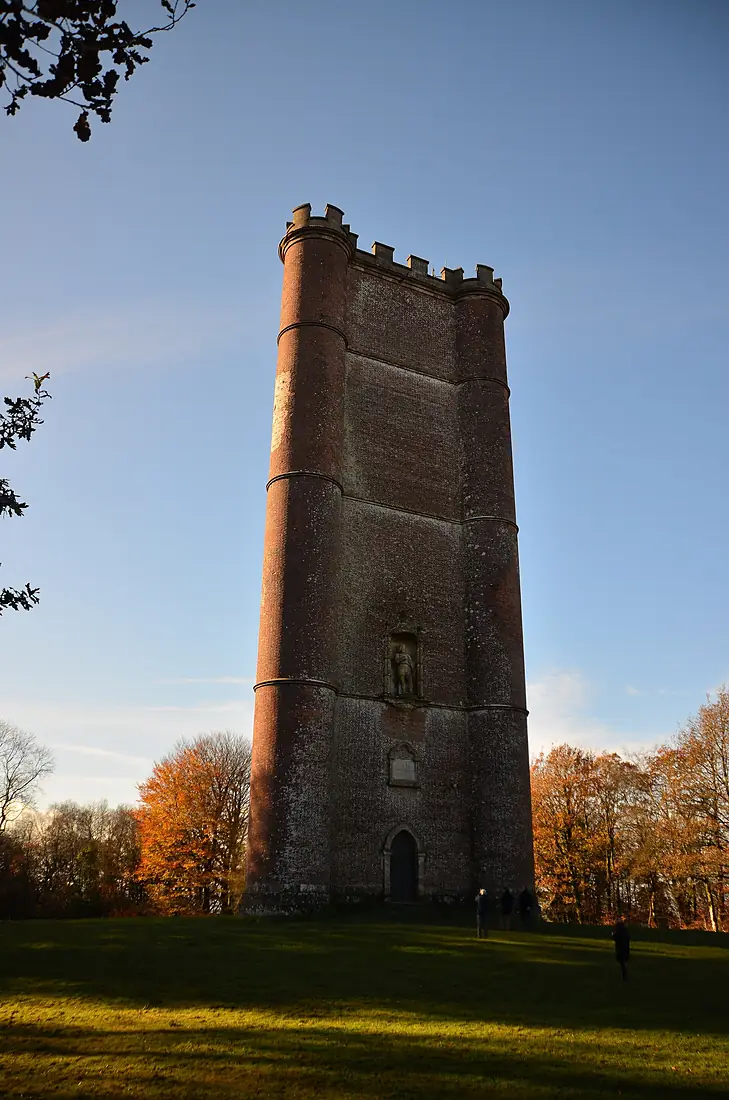 King Alfred's Tower - Gorgeous Autumn Day - panoramio