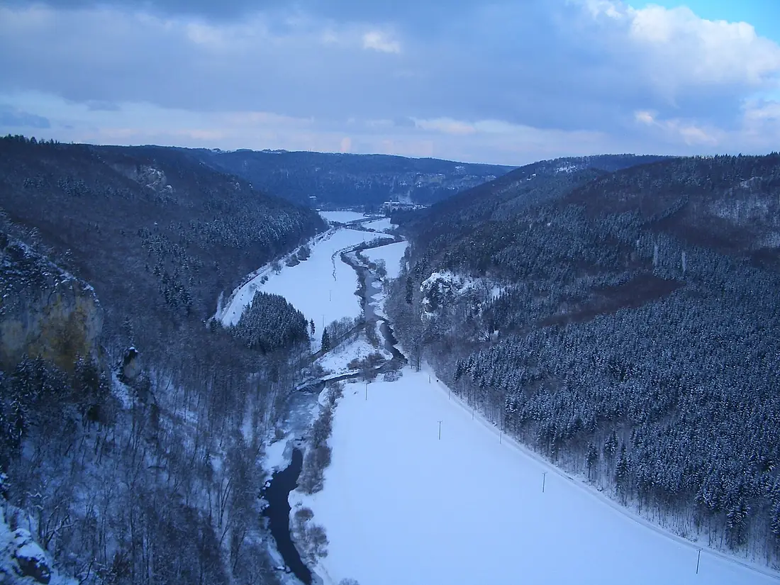 Knopfmacherfelsen, Danube Valley - panoramio