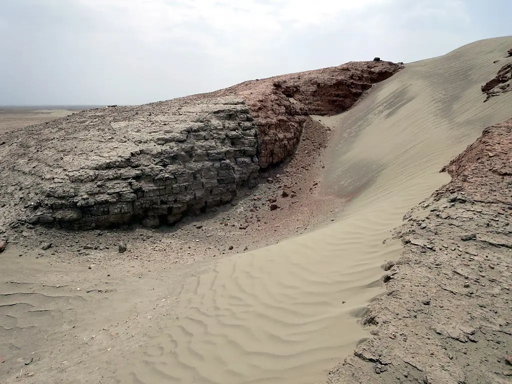 Larsa Ziggurat (30897923765)
