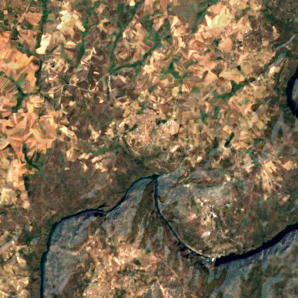 Miradouro  de la Peinha de l Puio seen from above (Sentinel-2)