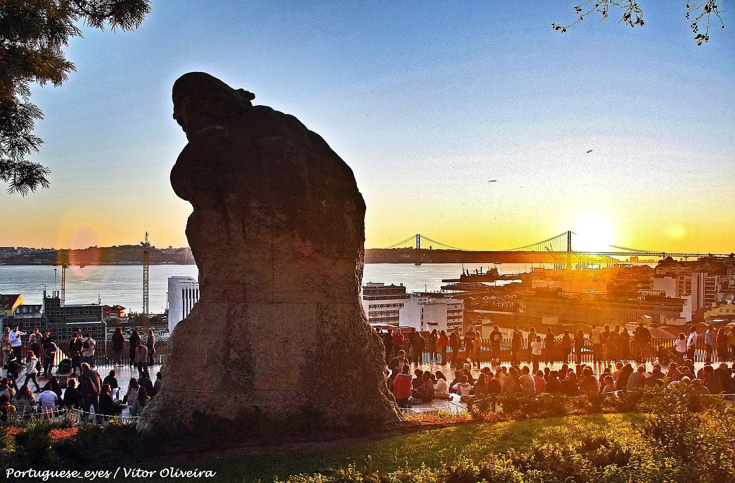 Miradouro de Santa Catarina - Lisboa - Portugal (49395973113)