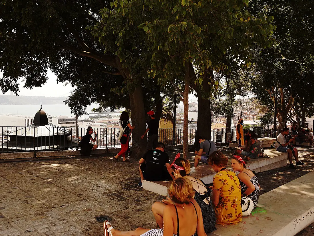 People resting in the shade - Miradouro Santa Catarina - Lisboa (50856130506)