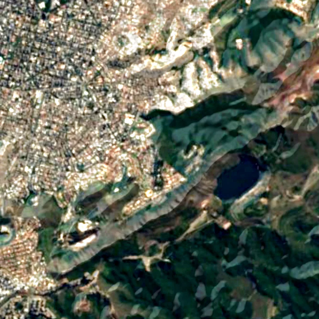 Mirante do Mangabeiras seen from above (Sentinel-2)