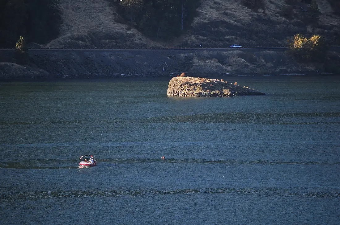 Columbia River from Mitchell Point Overlook 01