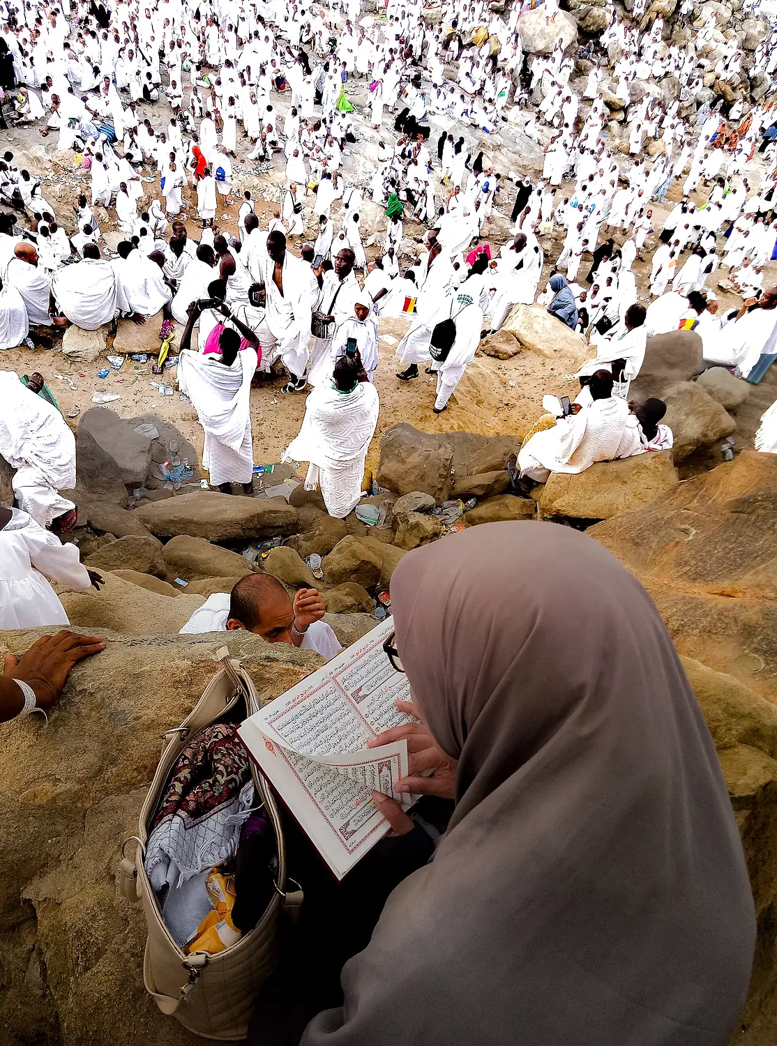 Jabal-e-Rehmat (Mount Arafat)