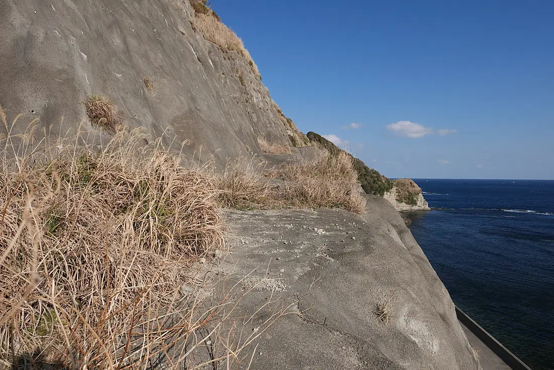 Osenkorogashi, abandoned cliff road, Katsuura, Chiba pref Japan