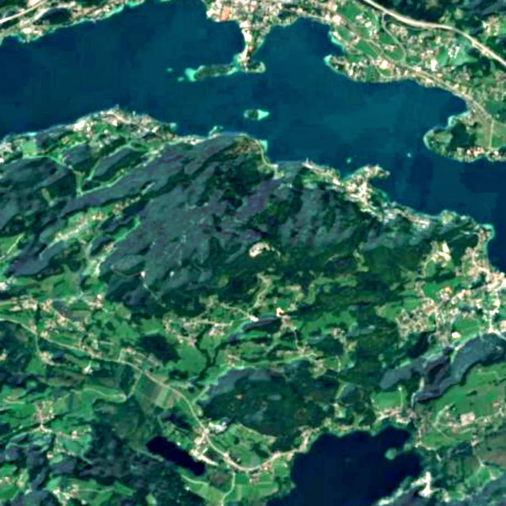 Pyramidenkogel Tower seen from above (Sentinel-2)