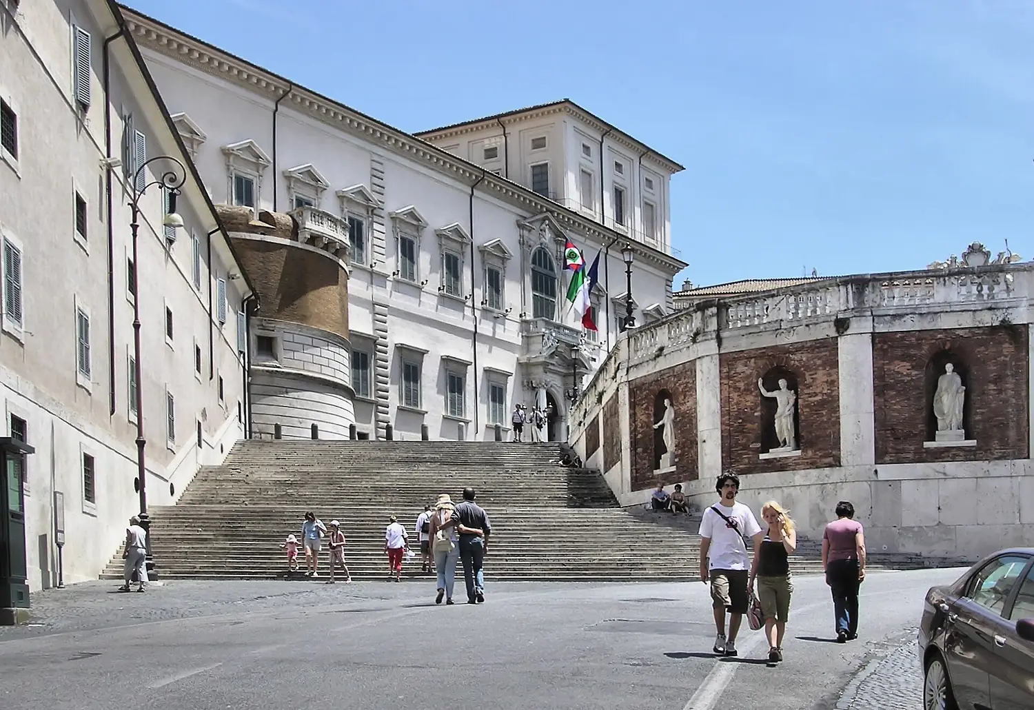 Quirinal.palace.in.rome.arp