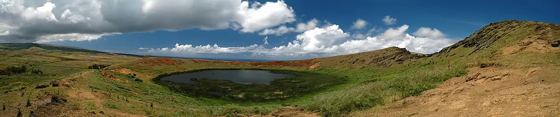Rapanui-cratere-rana roratka-panorama
