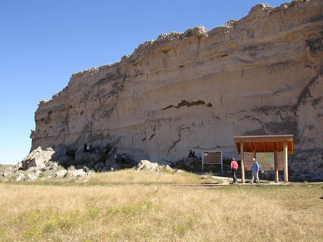 Cliff - panoramio