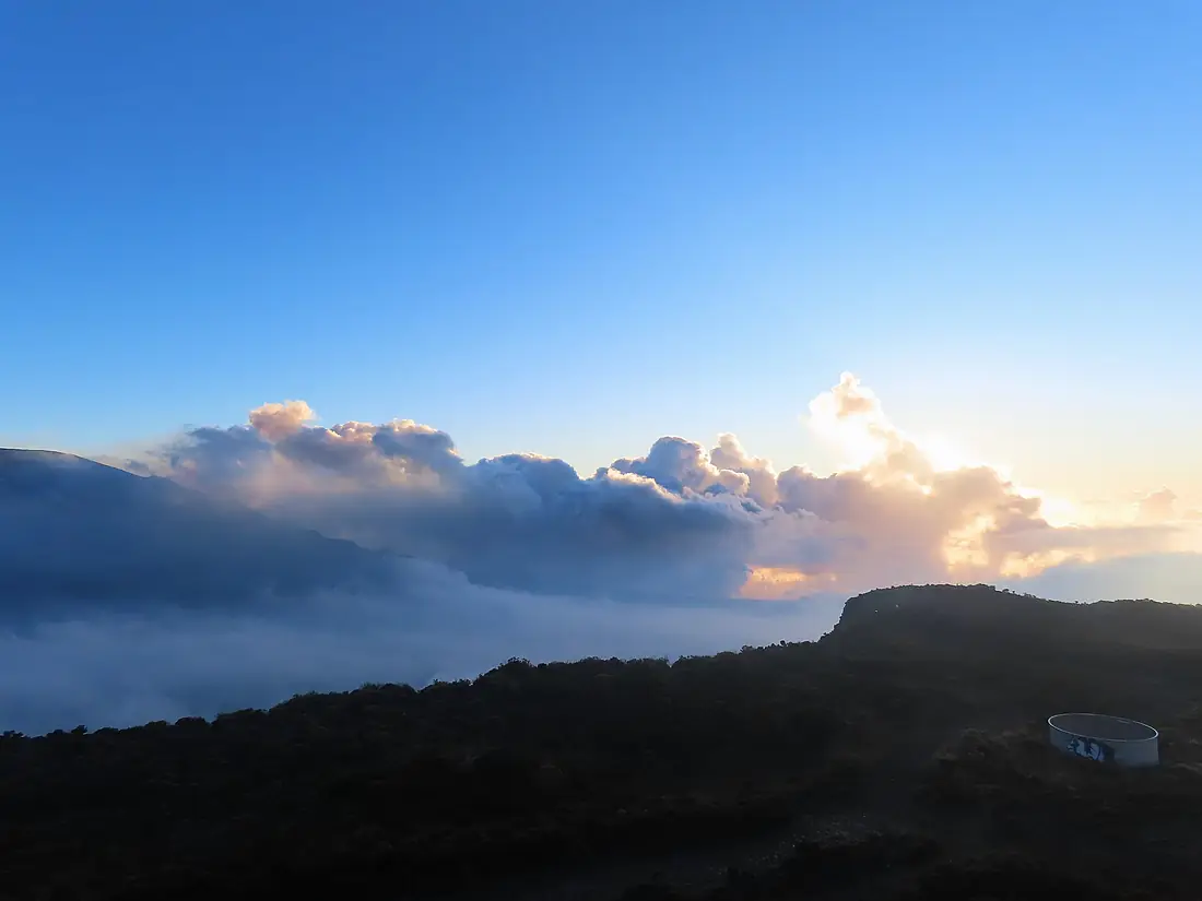 Rempart du Tremblet sunrise @ Piton de Bert 02