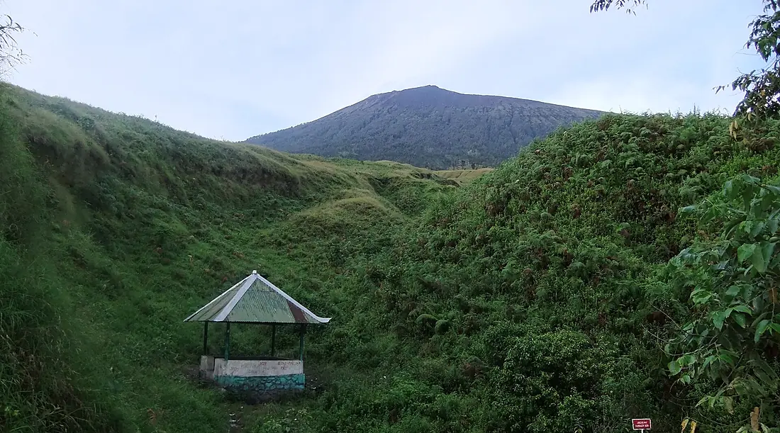 Post 2 Tengengean 1500 m Mt. Rinjani