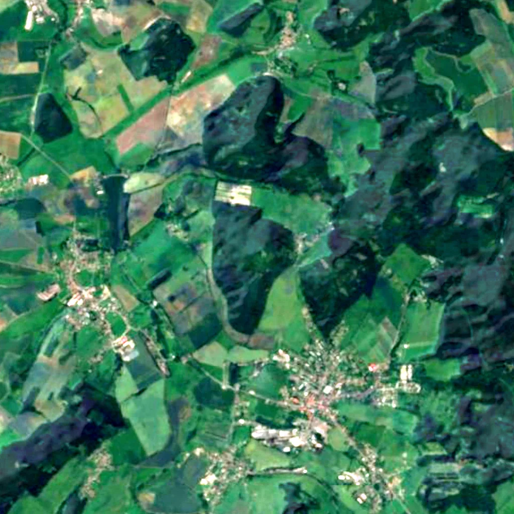 Rýzmberk Castle seen from above (Sentinel-2)