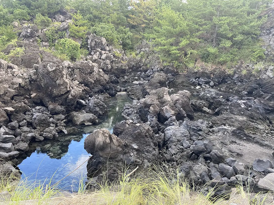 Sakurajima rocks