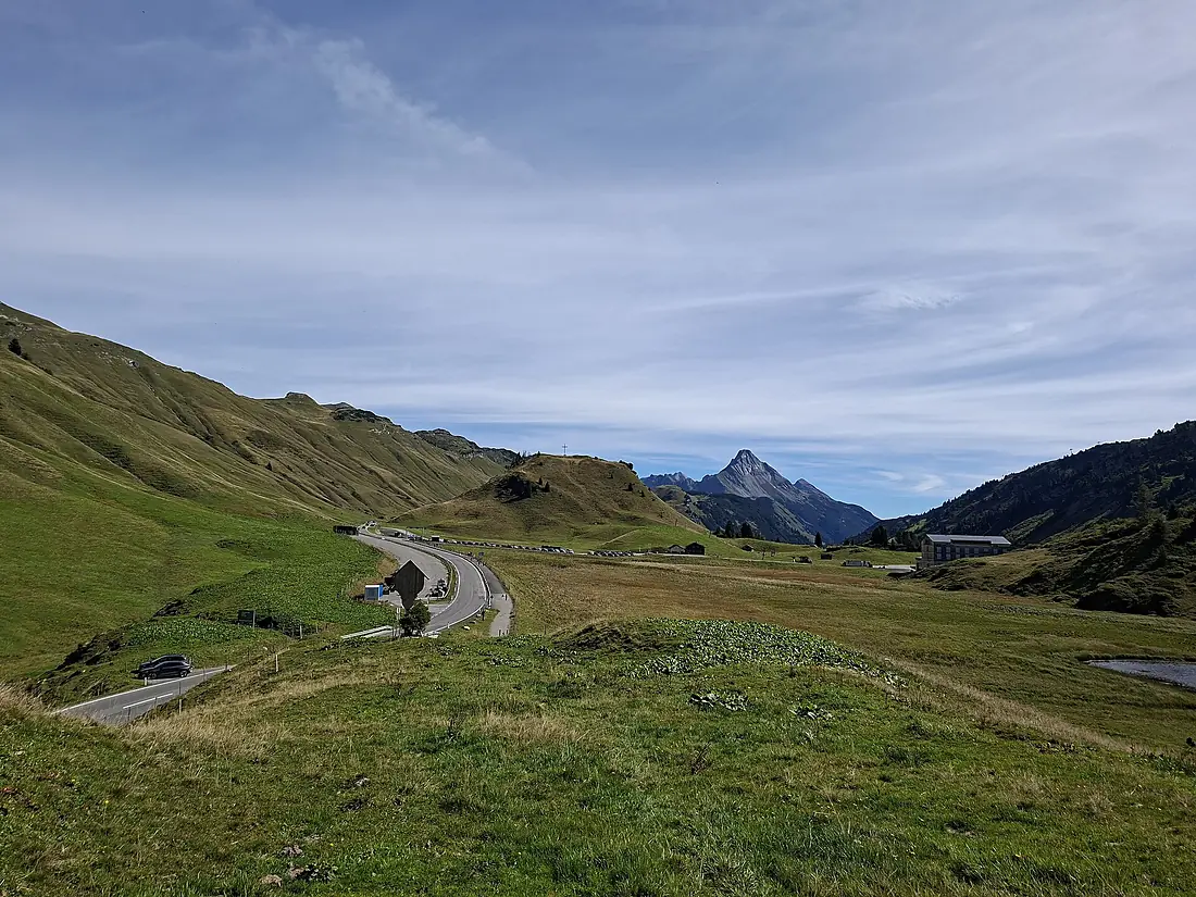 Warth-Hochtannberg-Koerberkreuz-Hochtannbergstrasse (L200)-Hochtannbergpass-Salober-Simmel-Biberkopf-01ASD