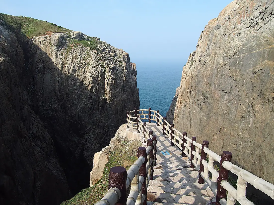 烈女义坑 - Suicide Cliff - 2016.04 - panoramio