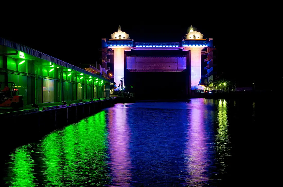 View-O at night