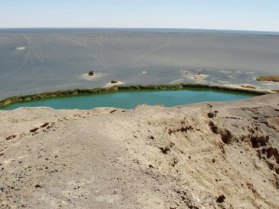 Waw an-Namus-grüner See